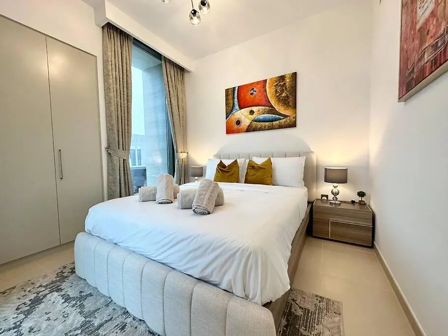 * Dweller * Dubai Family Tranquil Villa Sleeps 8